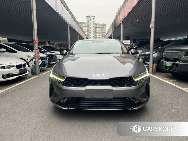 Kia K5 2022 Темно-серый из Китая, фото 4