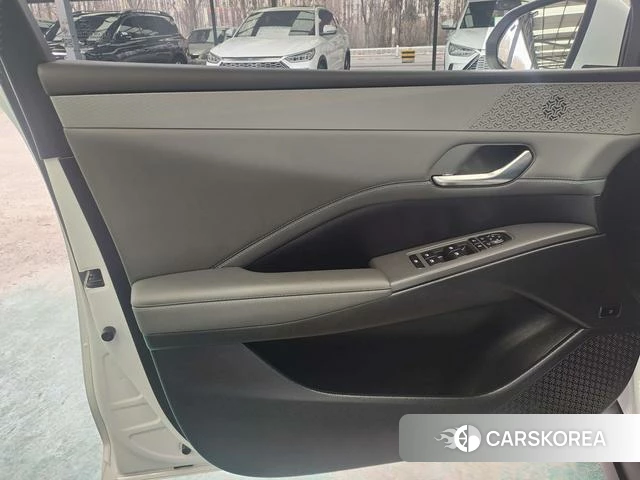 BYD Qin PLUS DM 2025 Белый из Китая, фото 4