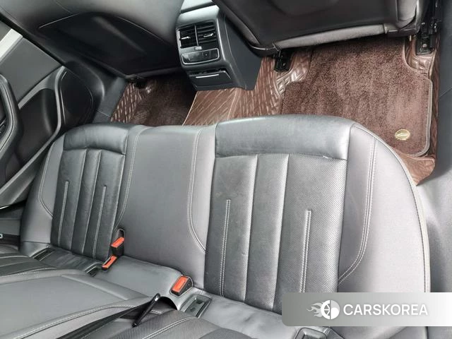 Audi A4L 2021 Белый из Китая, фото 4