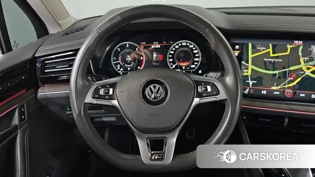 Volkswagen Touareg 3rd generation 2020 Черный из Кореи, фото 4