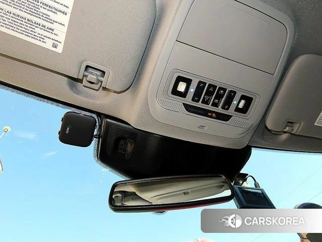 Ford Explorer 6th Generation 2021 Белый из Кореи, фото 4