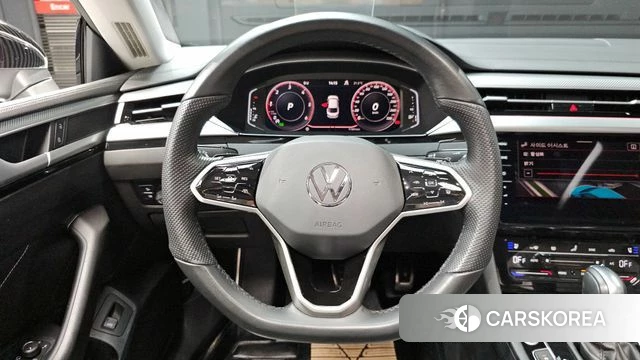 Volkswagen Arteon 2023 Белый из Кореи, фото 4