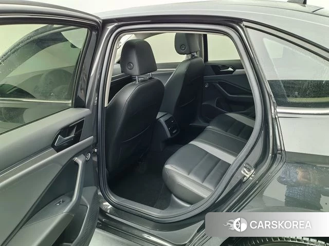 Volkswagen Sagitar 2021 Черный из Китая, фото 4