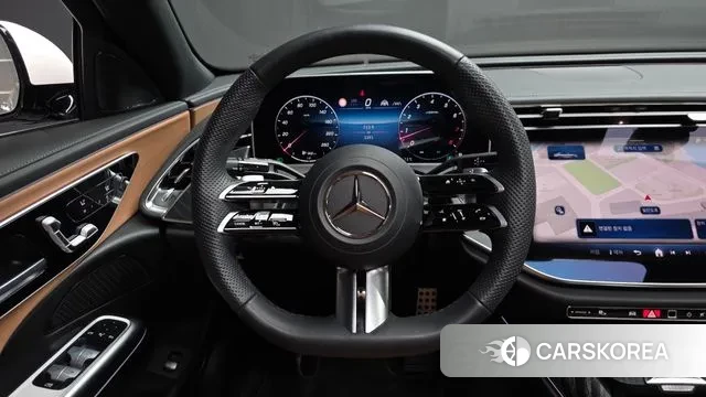 Mercedes-Benz E-Class W214 2025 Белый из Кореи, фото 4