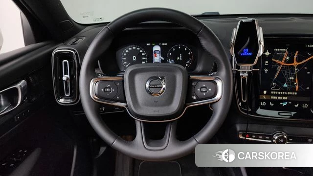 Volvo XC40 2021 Белый из Кореи, фото 4
