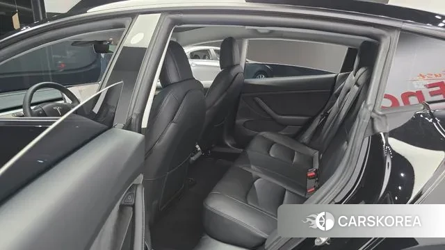 Tesla Model 3 2021 Черный из Кореи, фото 4