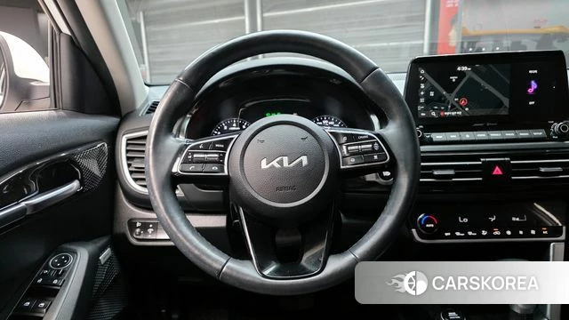 Kia Seltos 2021 Белый из Кореи, фото 4