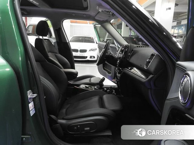 Mini Cooper Countryman 2023 Светло-зеленый из Кореи, фото 4