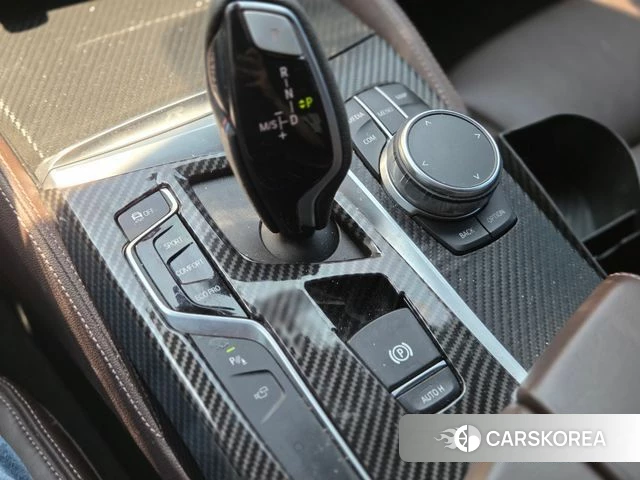 BMW 5 Series (G30) 2019 Синий из Кореи, фото 4