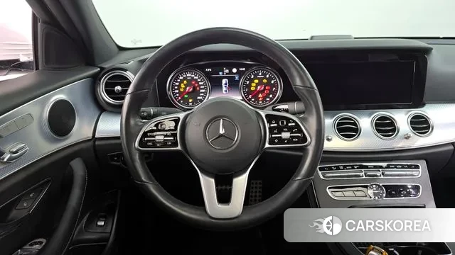 Mercedes-Benz E-Class W213 2020 Белый из Кореи, фото 4