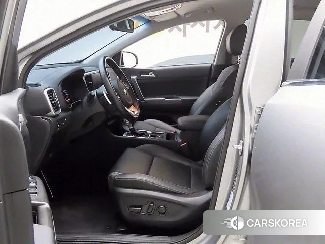 Kia Sportage The Bold 2021 Серый из Кореи, фото 4