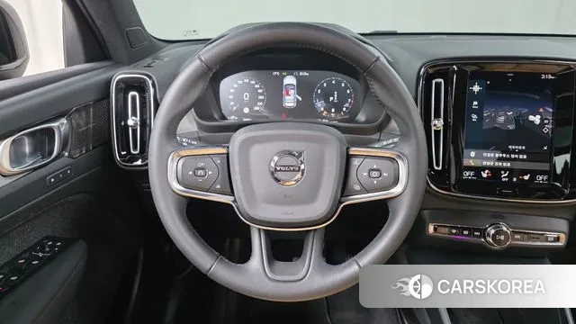 Volvo XC40 2021 Черный из Кореи, фото 4