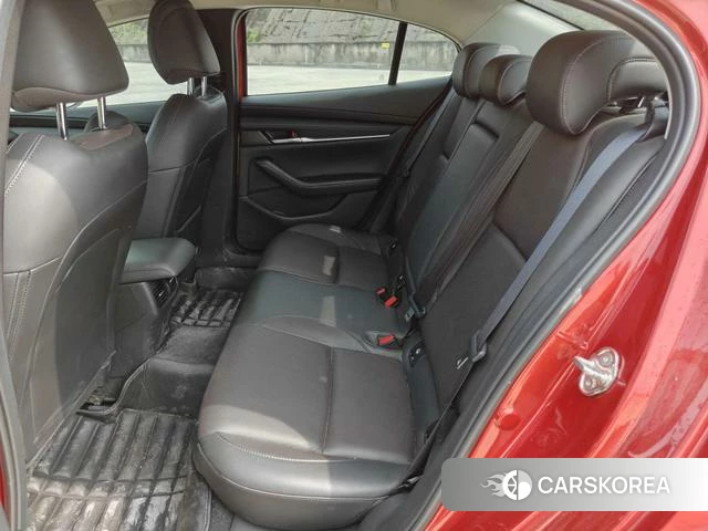 Mazda 3 Angkesaila 2023 Красный из Китая, фото 4