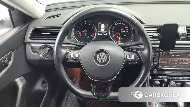 Volkswagen The New Passat 2018 Белый из Кореи, фото 4