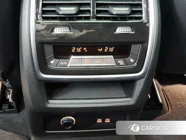 BMW X5 (G05) 2025 Черный из Кореи, фото 4
