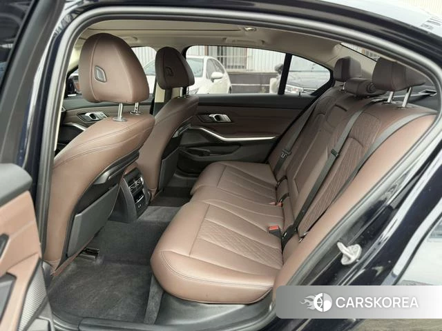 BMW 3 series 2021 Черный из Китая, фото 4