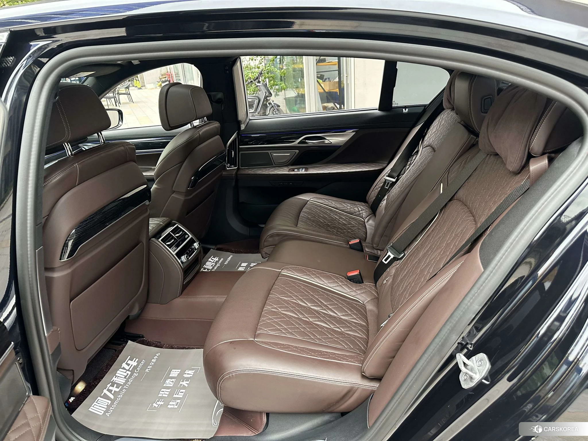 BMW 7 series 2021 Черный из Китая, фото 4