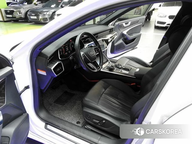 Audi A6 (C8) 2021 Белый из Кореи, фото 4