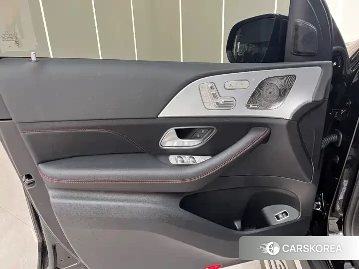 Mercedes-Benz GLE AMG 2025 Черный из Китая, фото 4