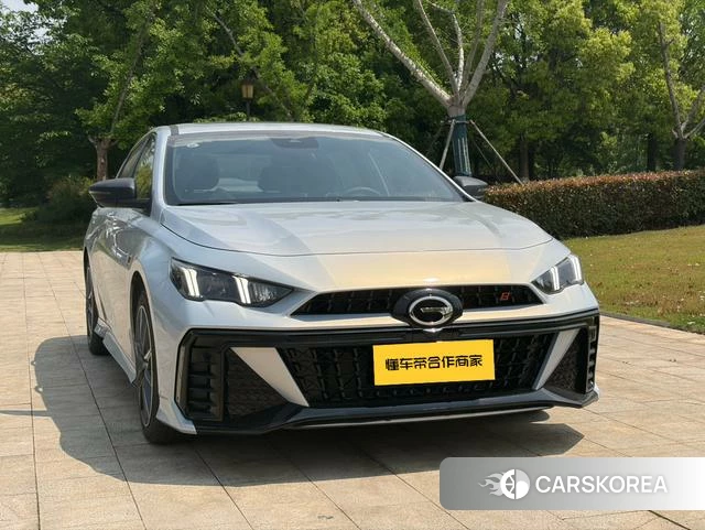 GAC Trumpchi Shadow Leopard 2025 Серебристо-серый из Китая, фото 4