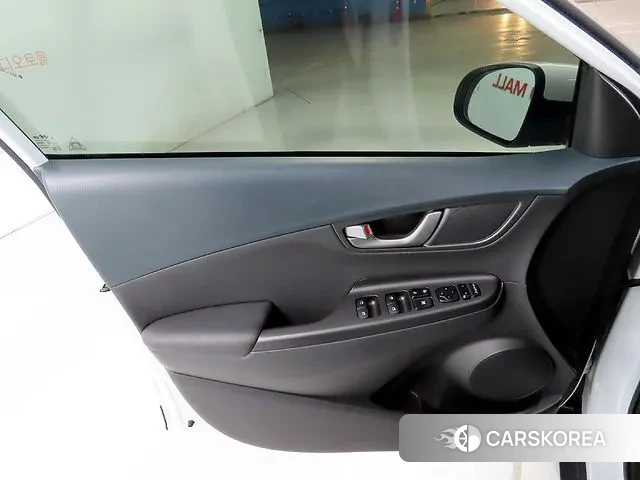 Hyundai Kona 2018 Белый из Кореи, фото 4