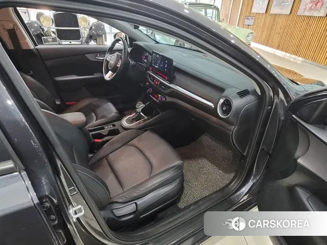 Kia The New K3 2nd generation 2022 Серый из Кореи, фото 4