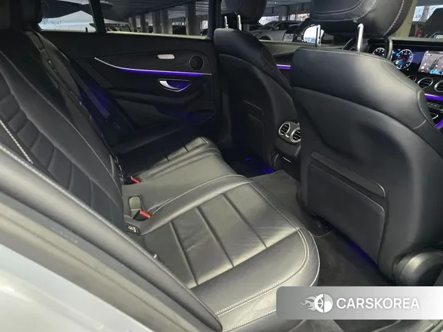 Mercedes-Benz E-Class W213 2022 Серебристо-серый из Кореи, фото 4