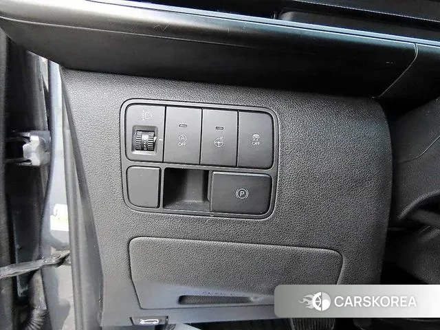 Hyundai Staria 2022 Серый из Кореи, фото 4