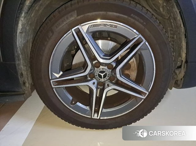 Mercedes-Benz GLB-Class X247 2021 Серебристо-серый из Кореи, фото 4