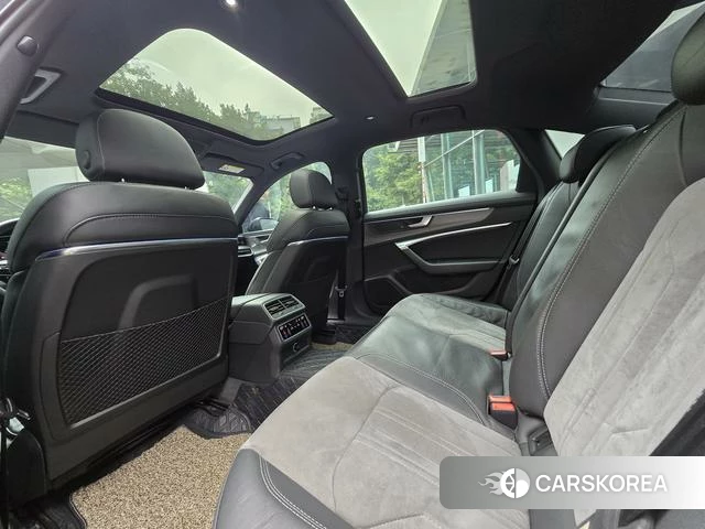 Audi A6L 2021 Черный из Китая, фото 4