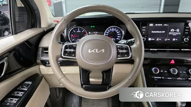 Kia Carnival 4th generation 2023 Черный из Кореи, фото 4