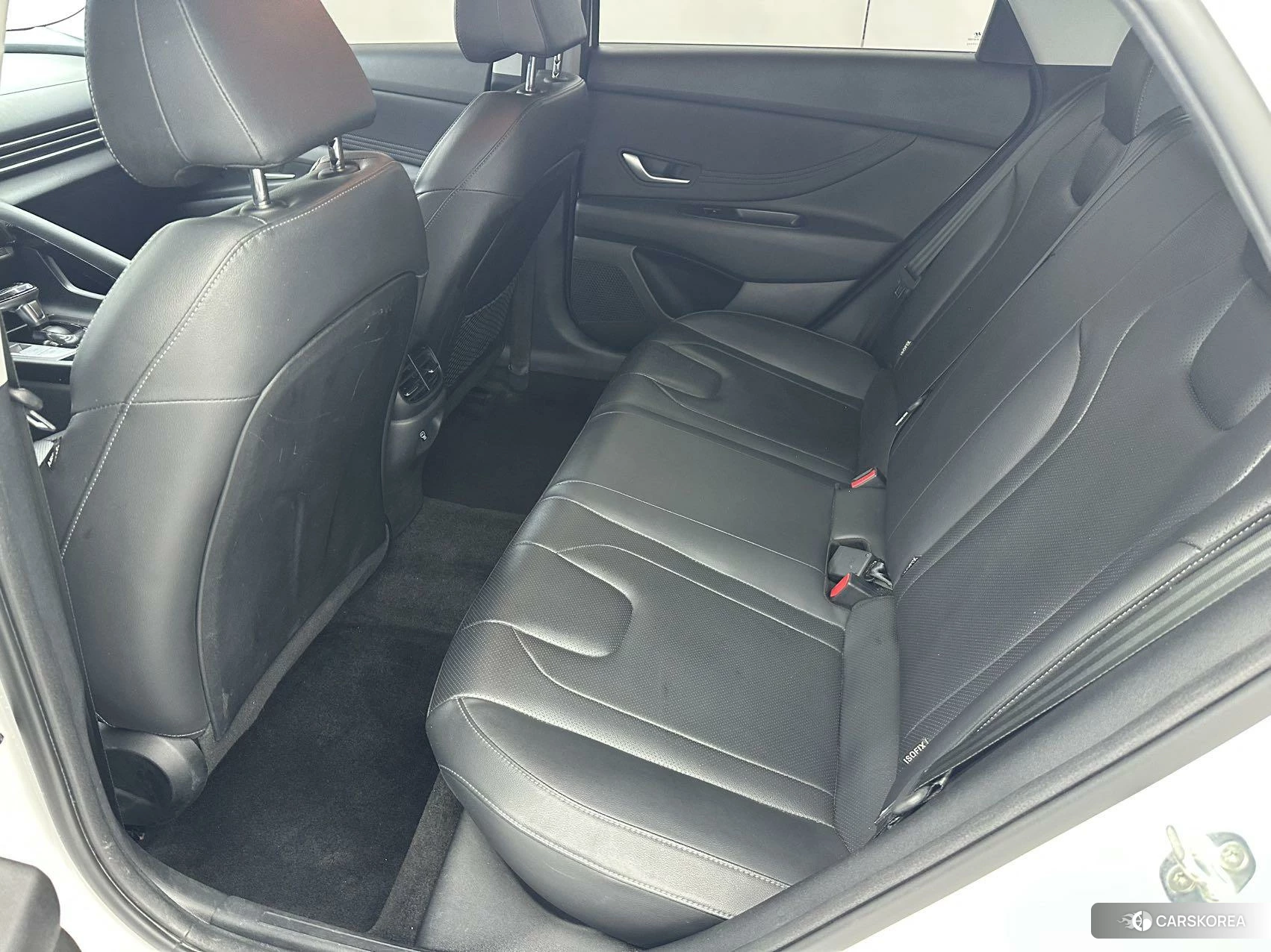 Hyundai Elantra 2023 Белый из Китая, фото 4