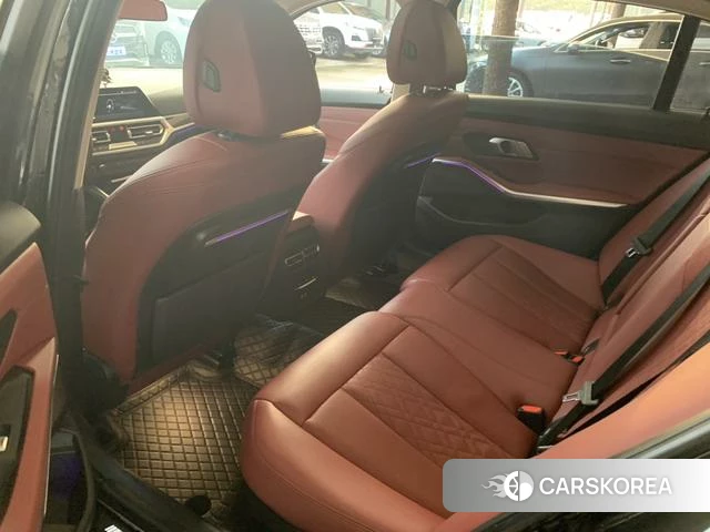 BMW 3 series 2021 Черный из Китая, фото 4