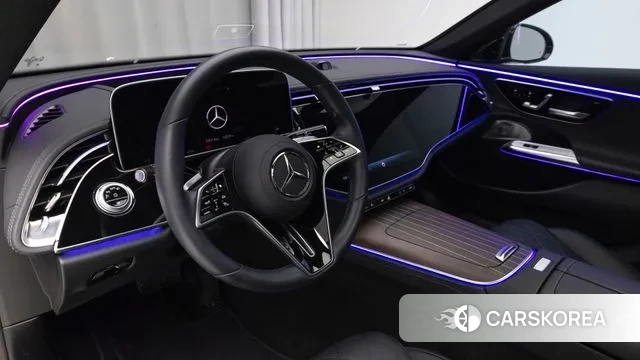 Mercedes-Benz E-Class W214 2024 Черный из Кореи, фото 4