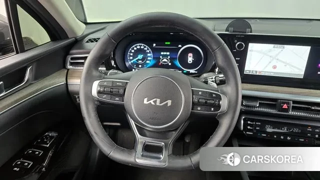 Kia K5 3rd generation 2023 Серый из Кореи, фото 4