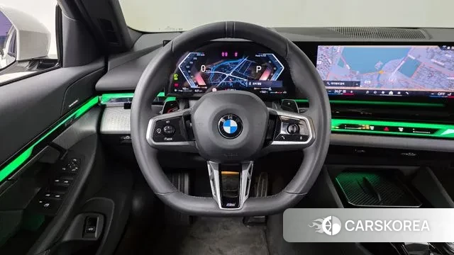 BMW 5 Series (G60) 2024 Белый из Кореи, фото 4