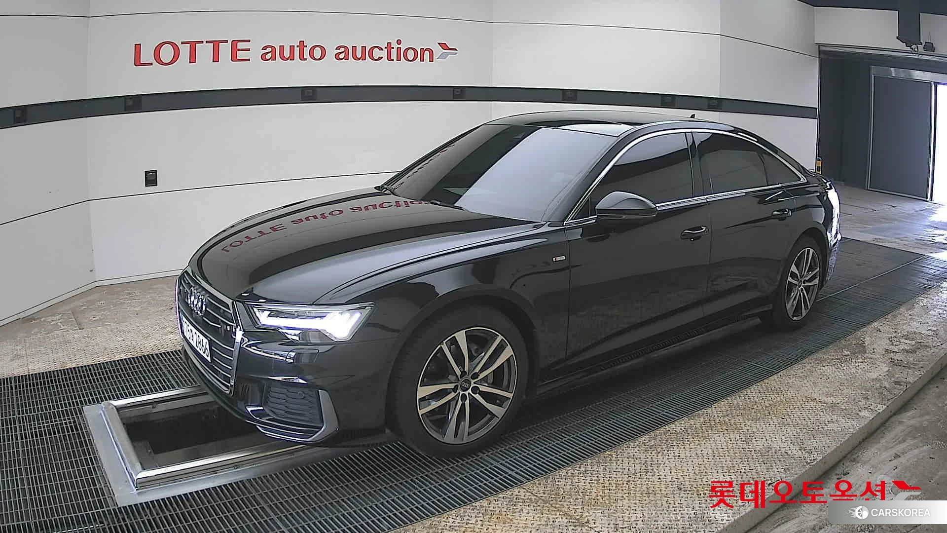 Audi A6 40 TDI quattro 2023 Черный из Кореи, фото 4