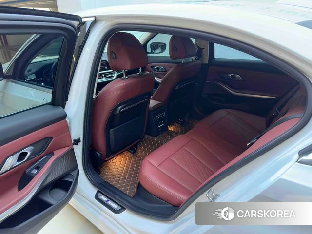 BMW 3 series 2022 Белый из Китая, фото 4