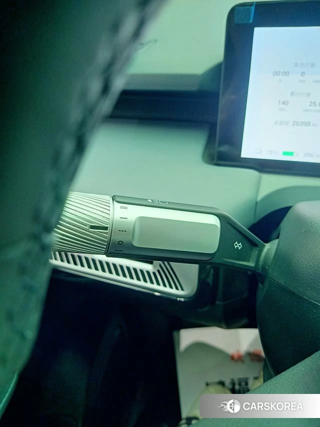 Aian AION Y 2024 Серебристо-серый из Китая, фото 4