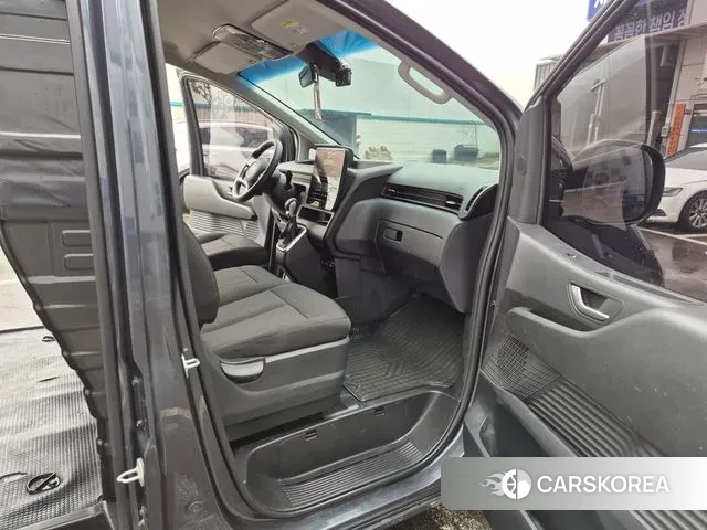 Hyundai Staria 2021 Серый из Кореи, фото 4