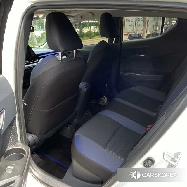 Toyota C-HR 2022 Белый из Китая, фото 4