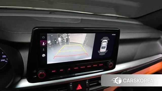 Kia The New K3 2nd generation 2021 Белый из Кореи, фото 4