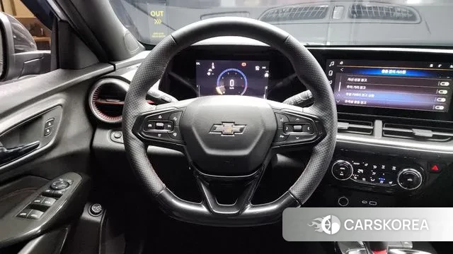 Chevrolet (GM Daewoo) Trax Crossover 2024 Серебряный из Кореи, фото 4