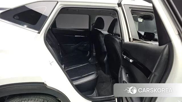 Kia Seltos 2022 Белый из Кореи, фото 4