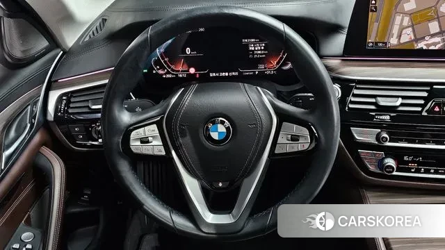 BMW 5 Series (G30) 2020 Белый из Кореи, фото 4