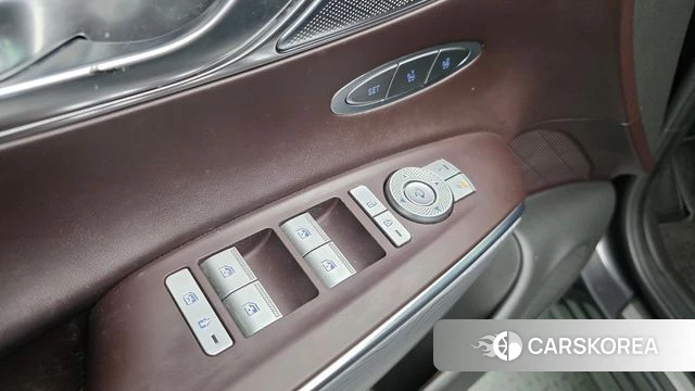 Genesis GV70 2022 Серый из Кореи, фото 4