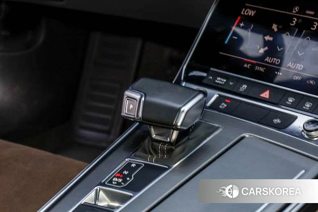Audi A7L 2024 Черный из Китая, фото 4