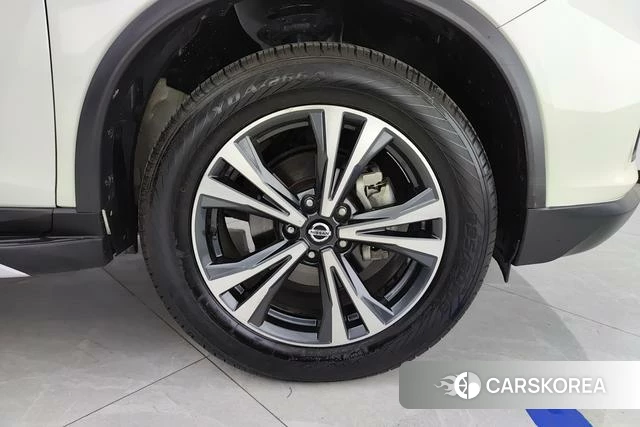 Nissan Qijun 2021 Белый из Китая, фото 4