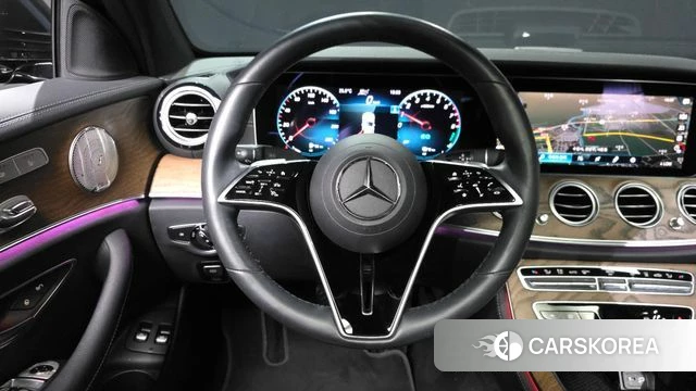Mercedes-Benz E-Class W213 2021 Серый из Кореи, фото 4