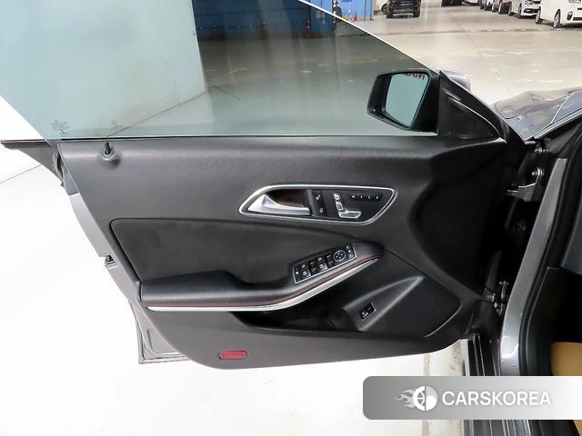 Mercedes-Benz CLA-Class C117 2018 Серый из Кореи, фото 4
